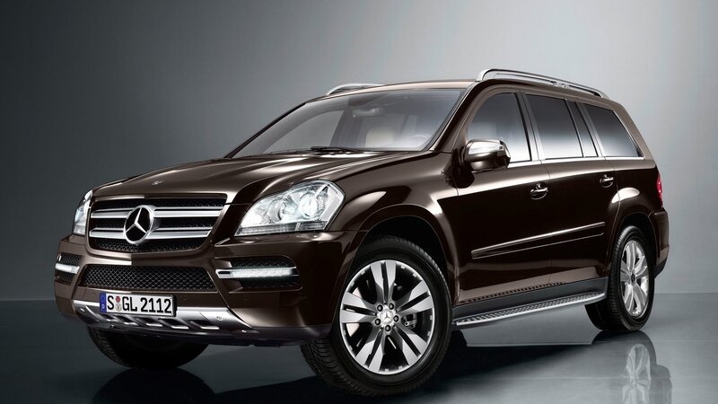 Brown Mercedes-benz Suv — Neutral