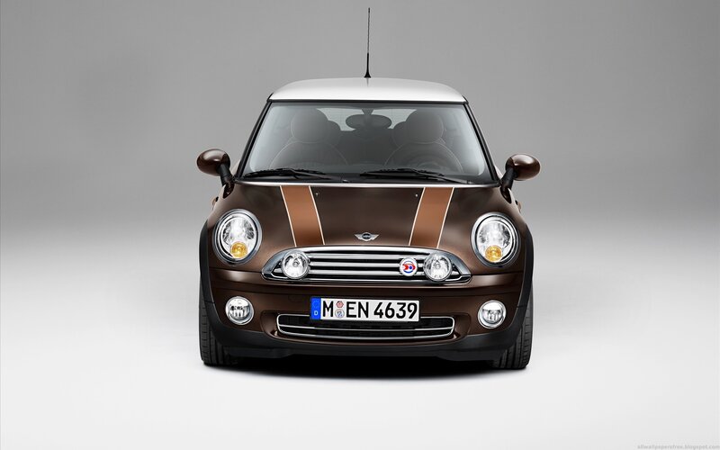 Brown Mini Cooper with stripes