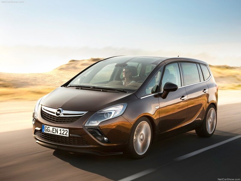 Brown Opel Zafira
