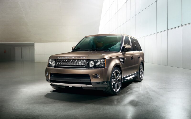 Brown Range Rover Suv