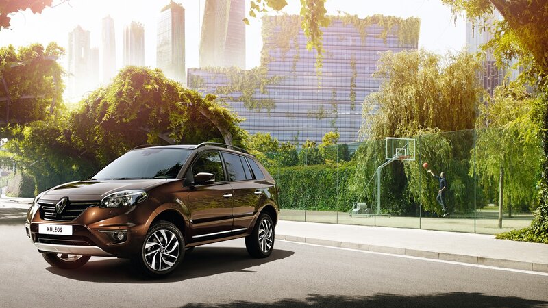 Brown Renault Koleos — Serene, Afternoon