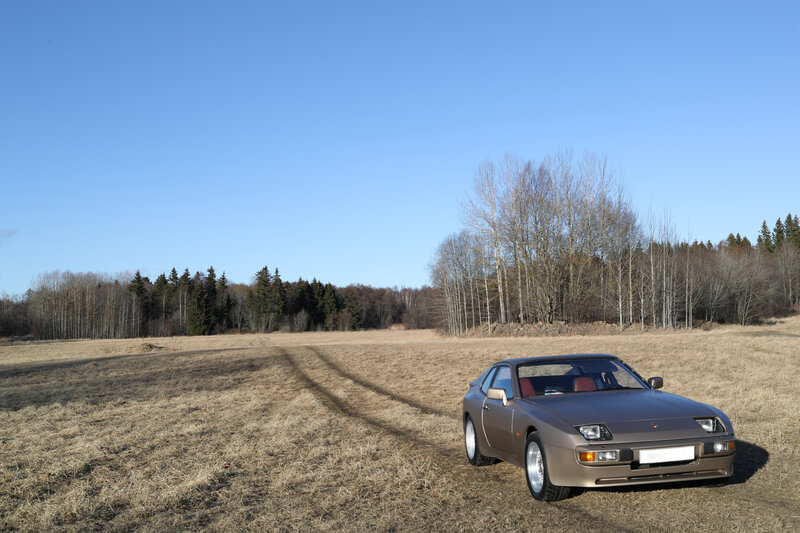 Brown Sports Car — Serene
