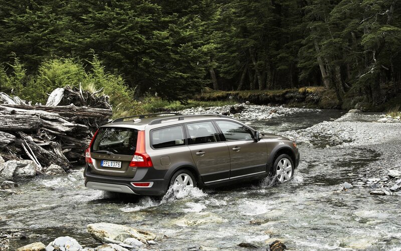 Brown Station Wagon — Green