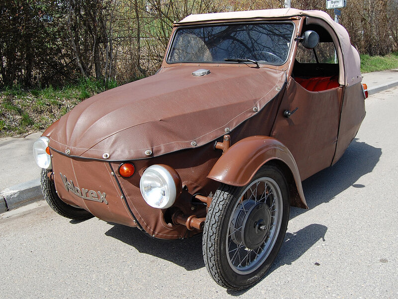 Brown Three-wheeled Car