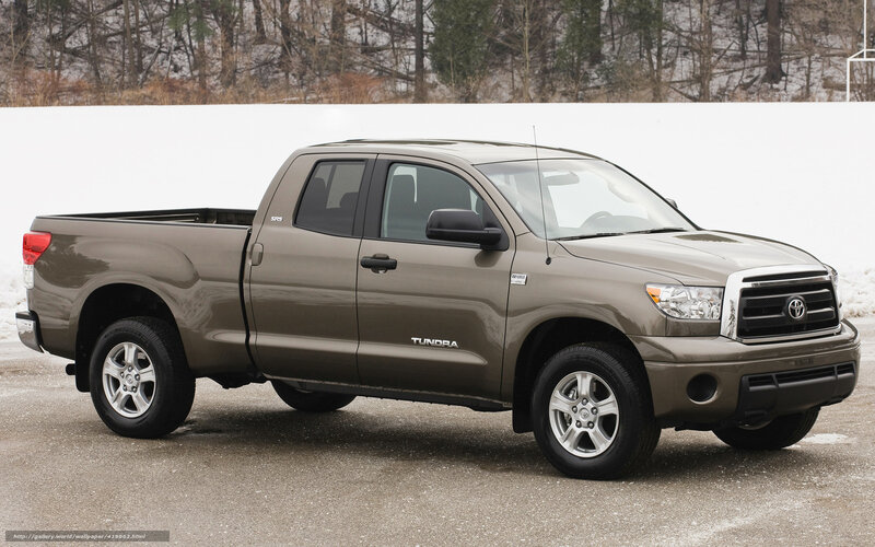 Brown Toyota Tundra pickup truck
