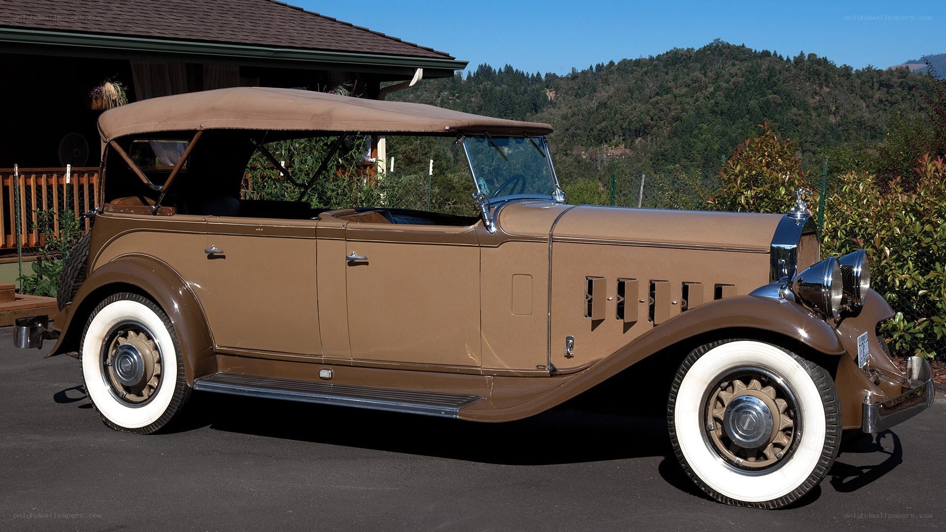 Brown vintage convertible car