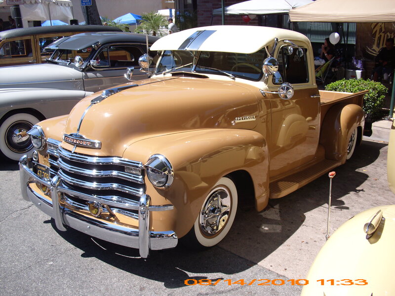Brown Vintage Pickup Truck — Tan