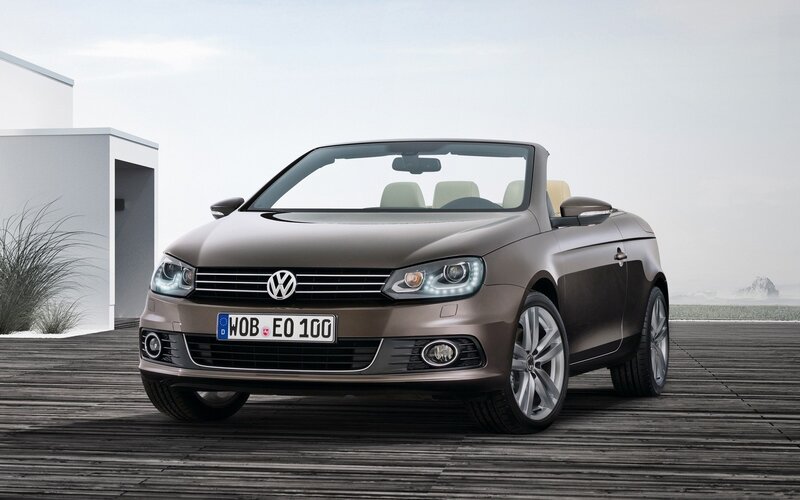 Brown Volkswagen Eos convertible