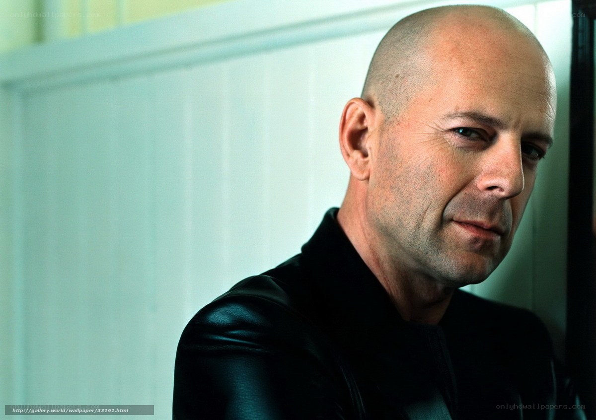 Bruce Willis in black leather