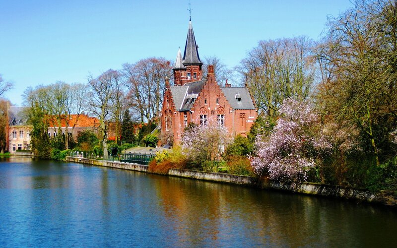 Bruges canal with historic building