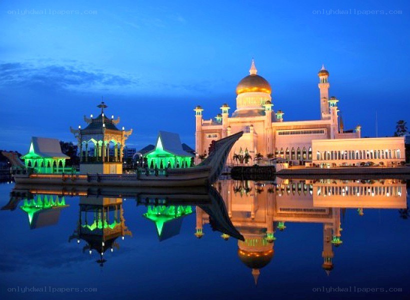 Brunei mosque at dusk
