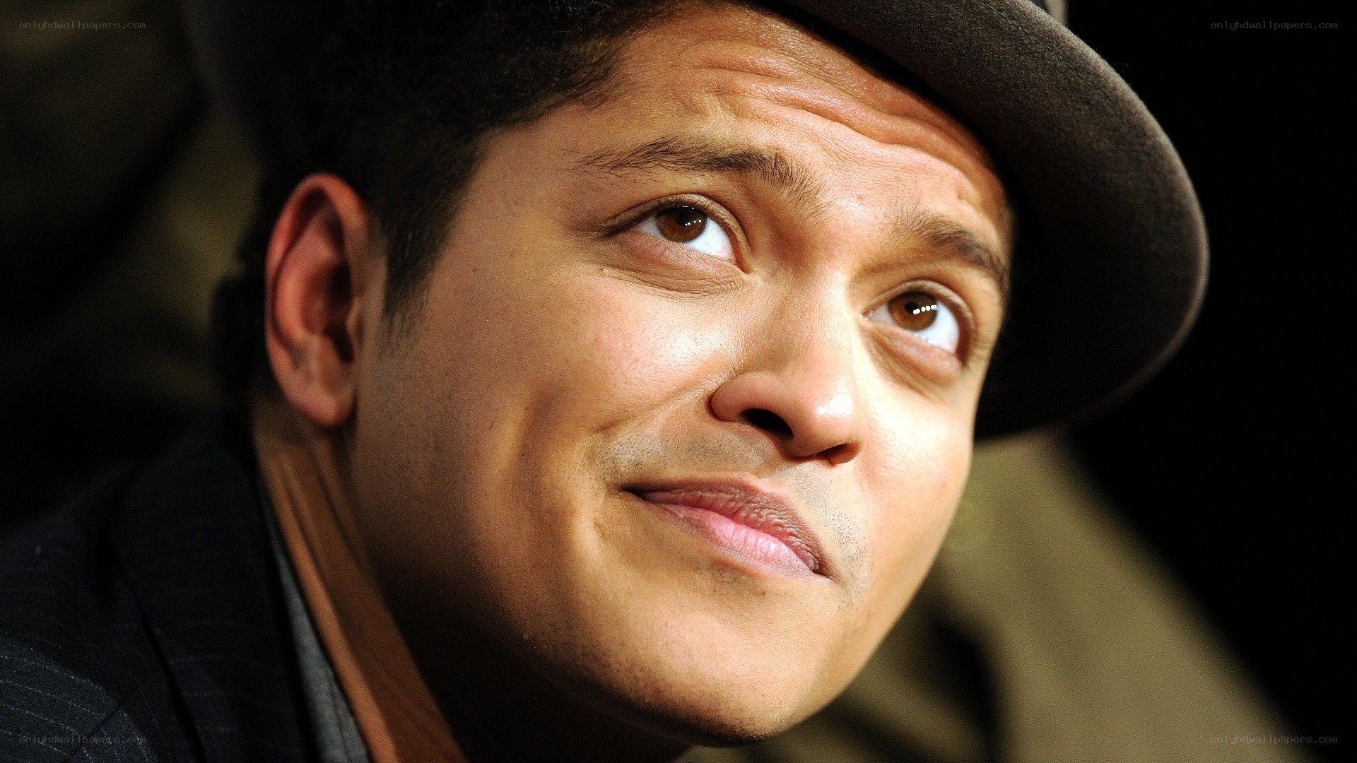 Bruno Mars in a hat