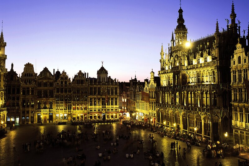 Brussels Grand Place at dusk