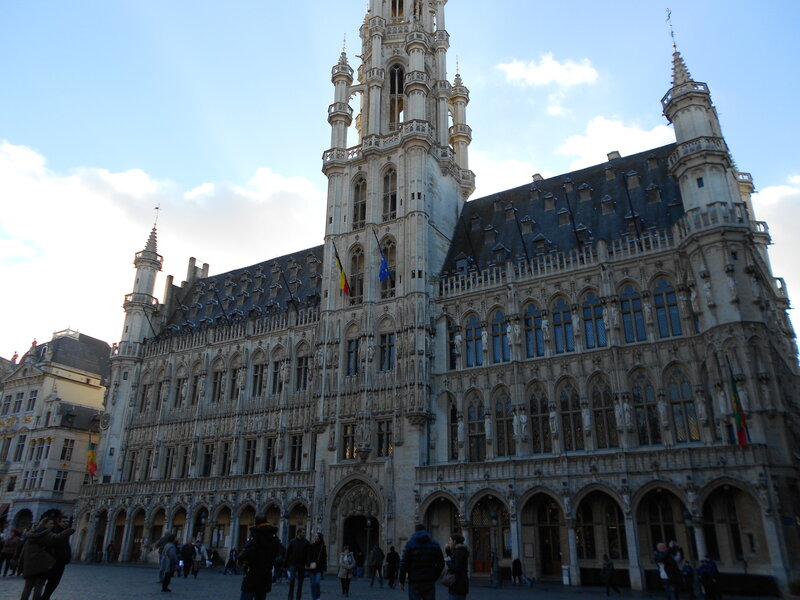 Brussels Town Hall — Gray