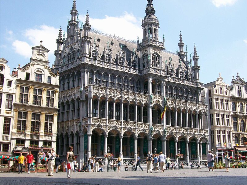 Brussels town hall square