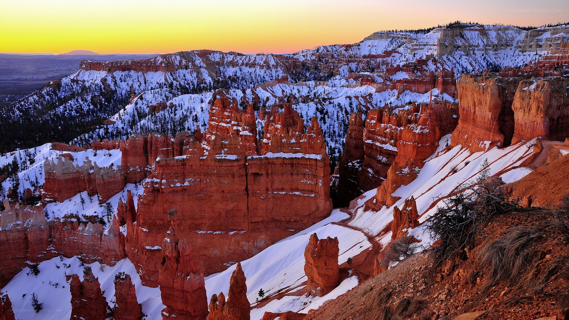 Bryce Canyon at sunset with snow