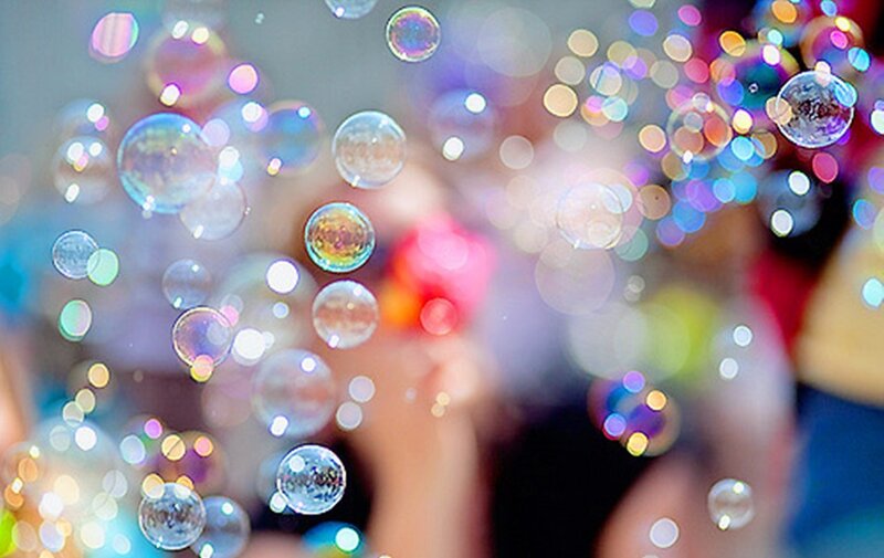 Bubbles in Air