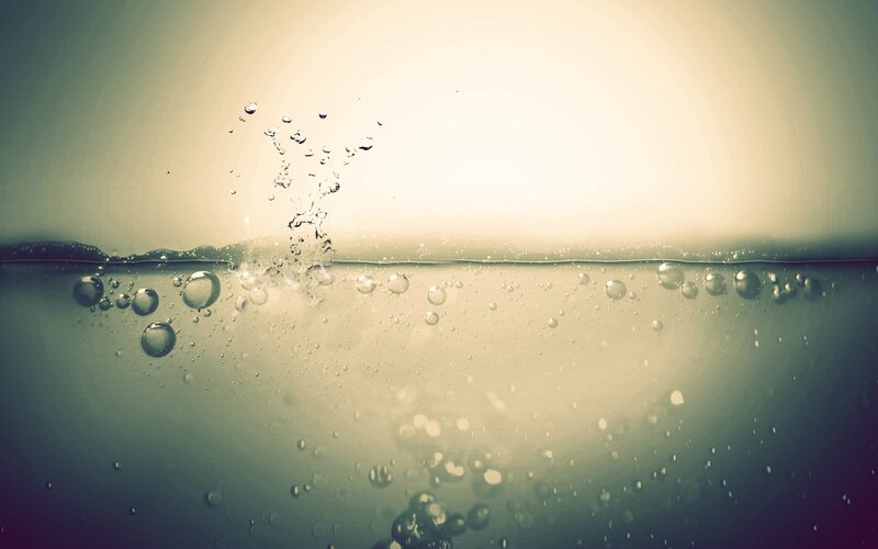 Bubbles in Water — Green, Serene