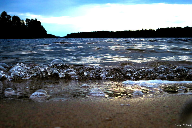 Bubbles on Wet Sand