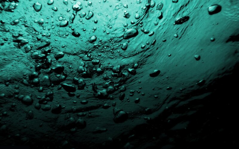 Bubbles Underwater — Teal