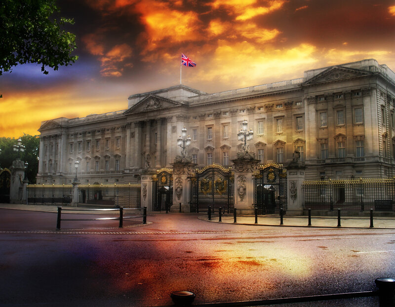 Buckingham Palace at sunset