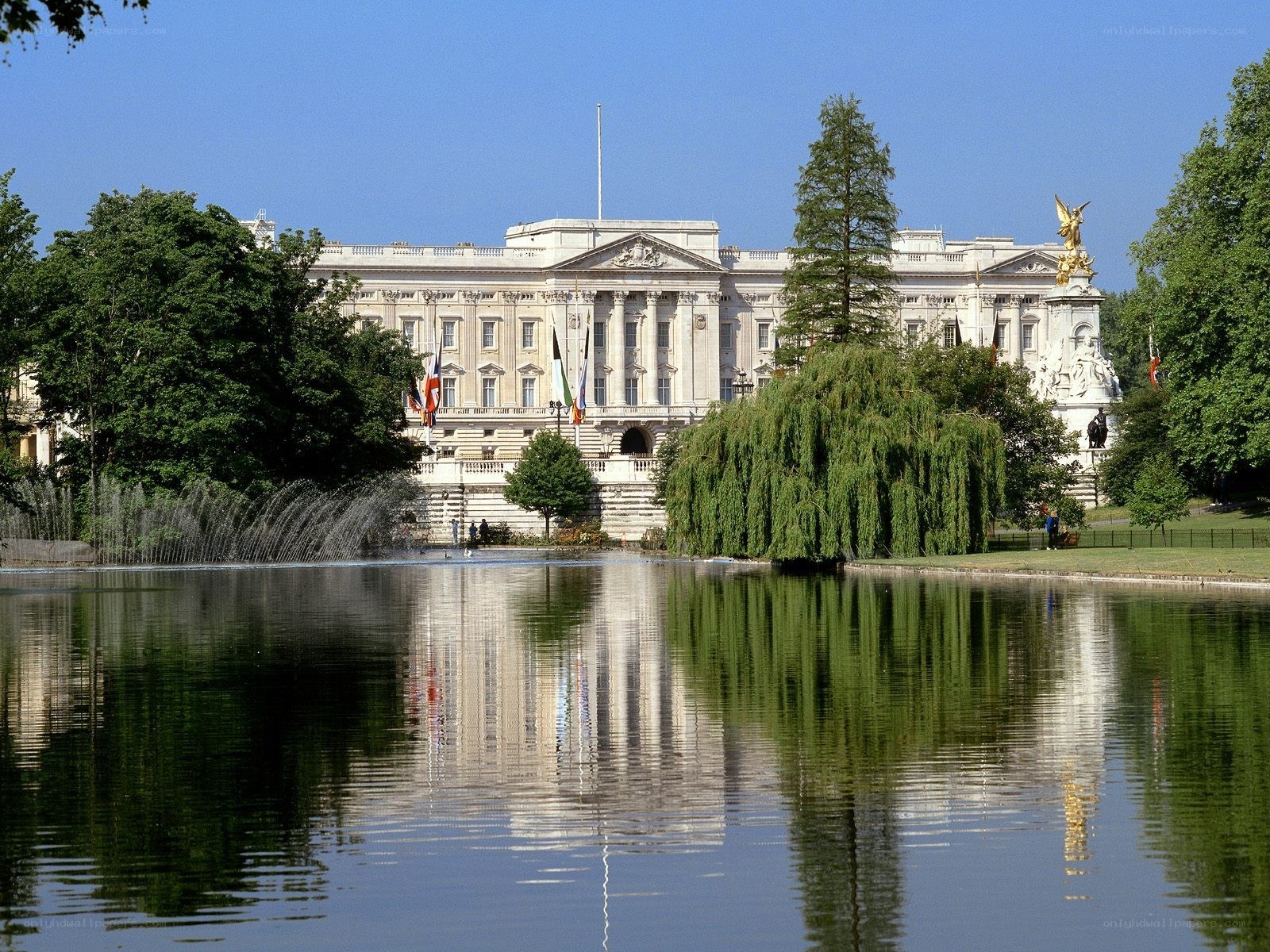 Buckingham Palace in London