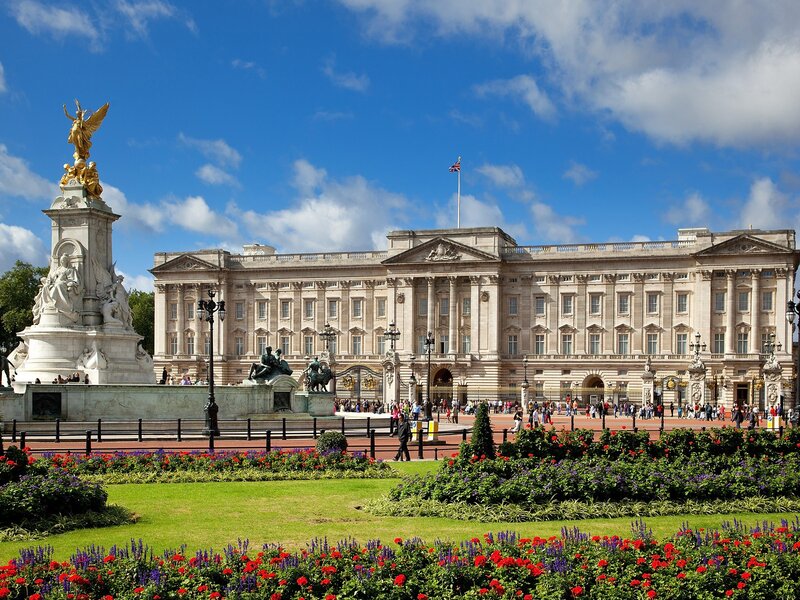 Buckingham Palace on a sunny day