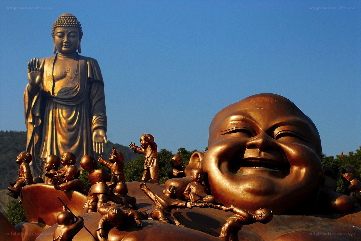 Buddha and Maitreya statues