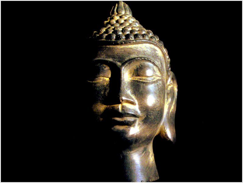 Buddha Head Sculpture — Gold