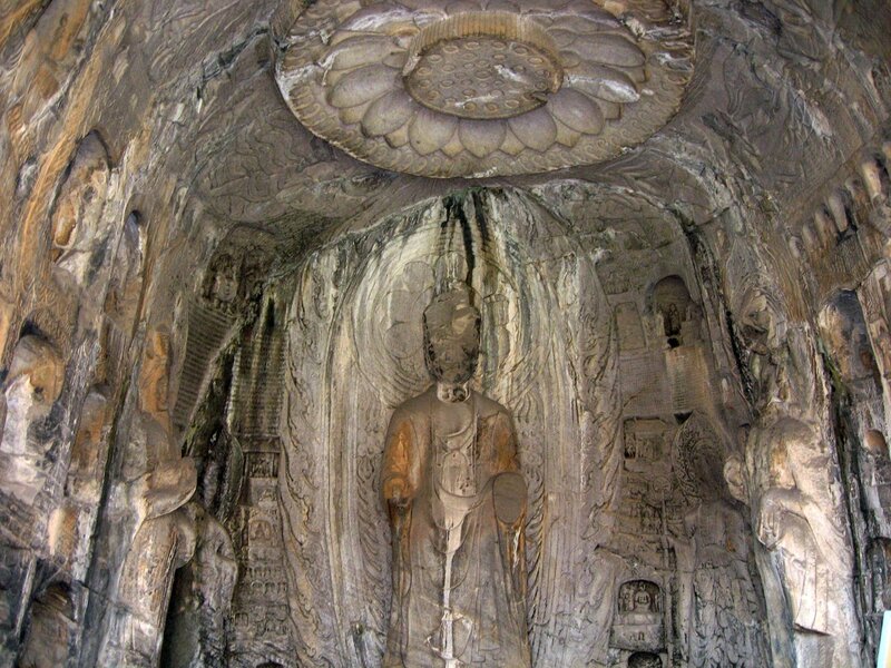 Buddha Statue in Cave — Gray