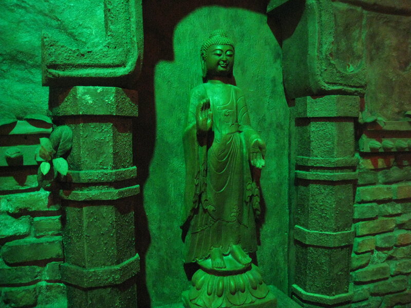 Buddha Statue in Niche — Green