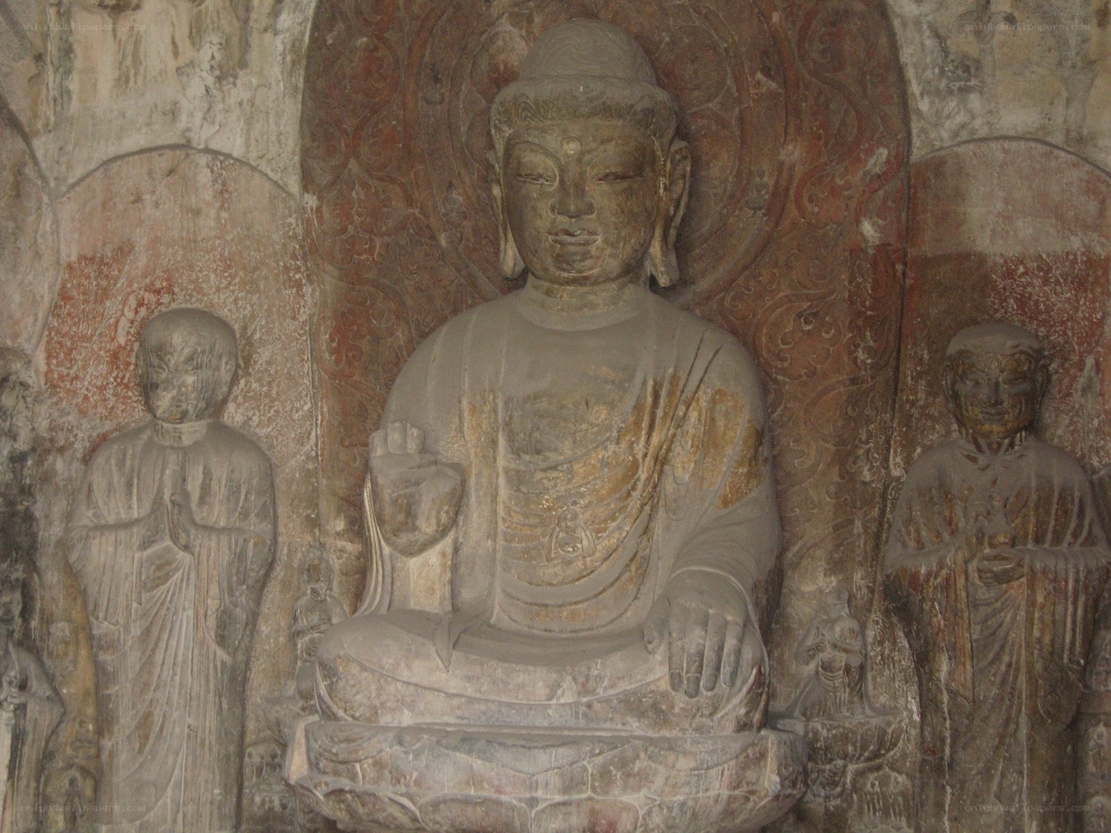 Buddha statue with disciples