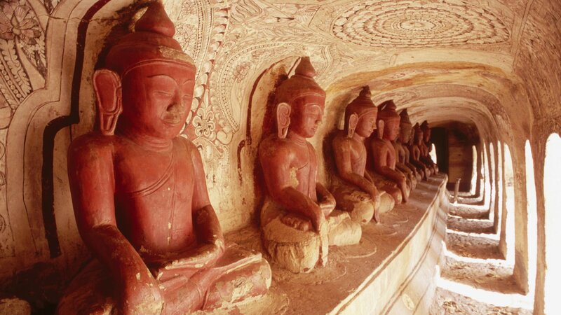 Buddha statues in a cave