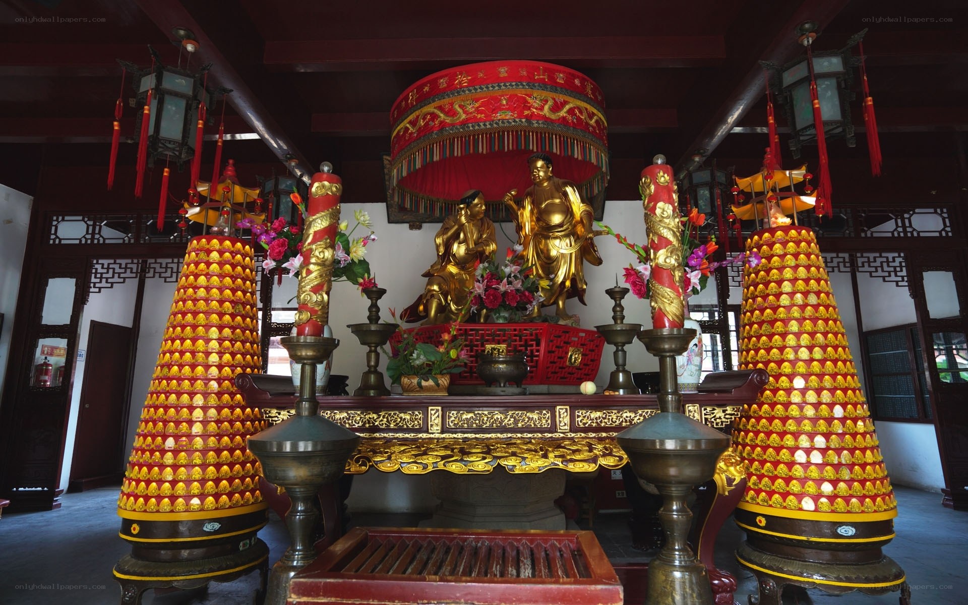 Buddhist altar with golden statues