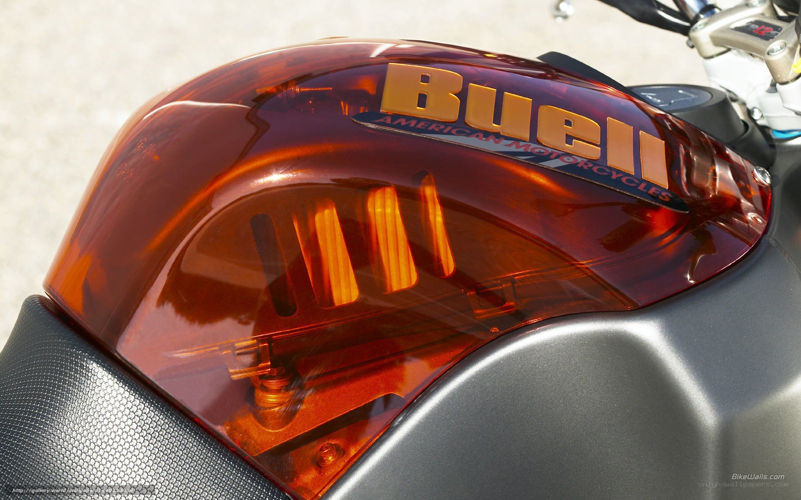 Buell motorcycle fuel tank