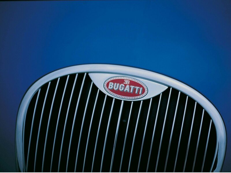 Bugatti car grille logo
