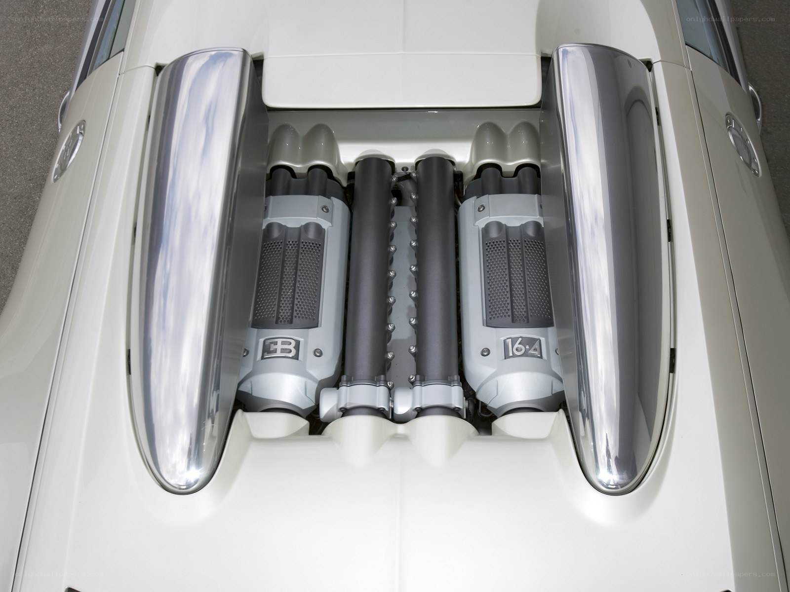 Bugatti engine from above