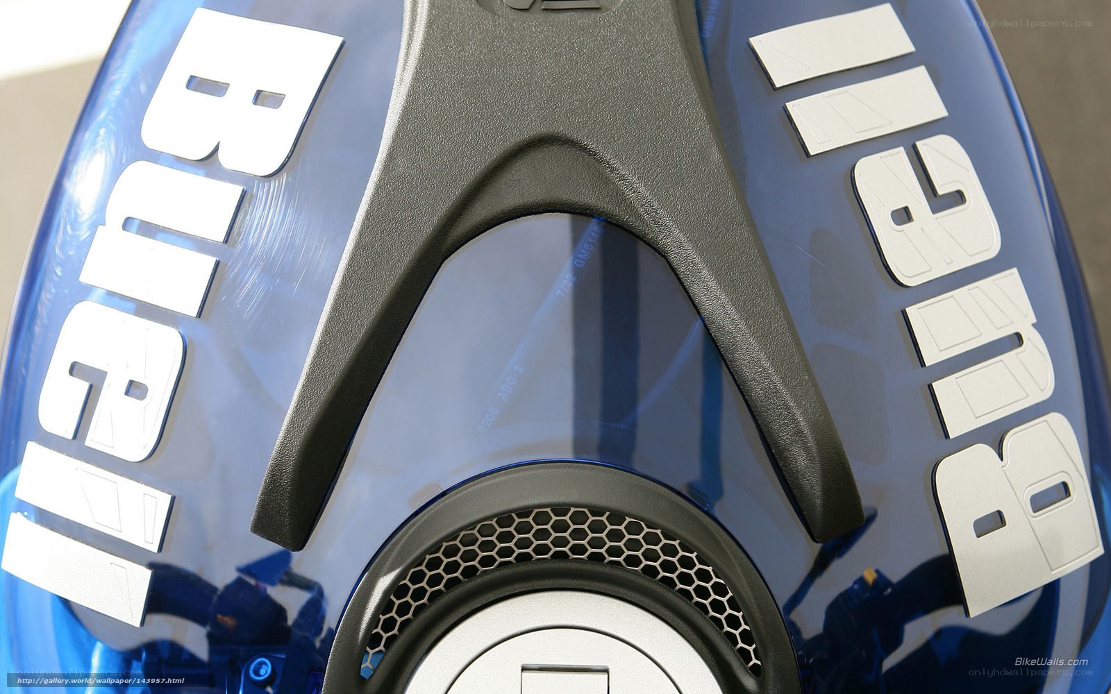 Bugatti motorcycle fuel tank