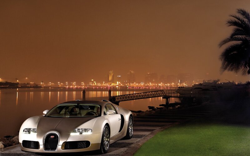Bugatti Veyron at night by the water