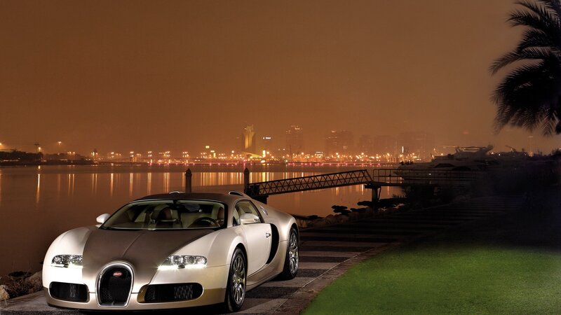 Bugatti Veyron at night by the water