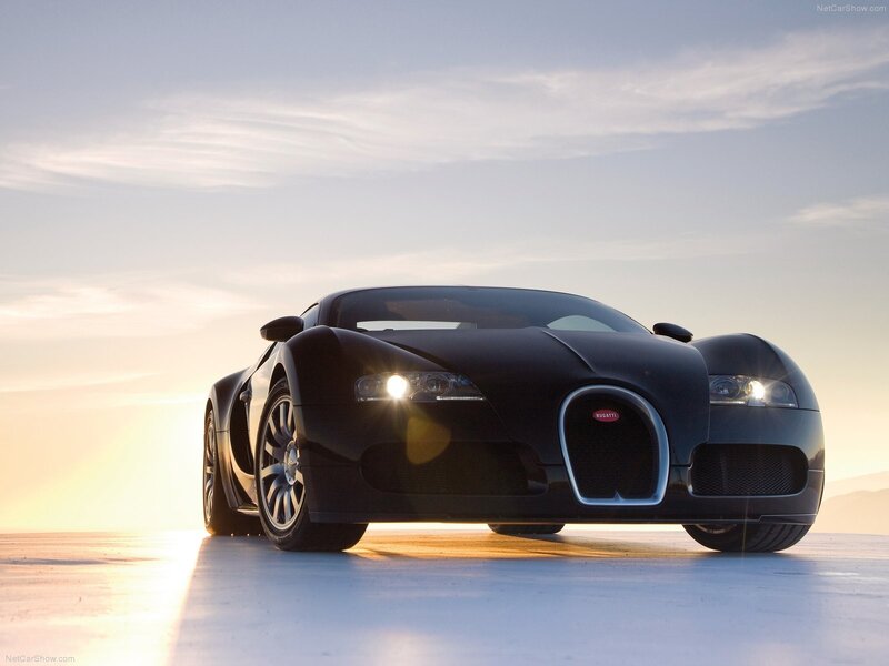 Bugatti Veyron at sunset