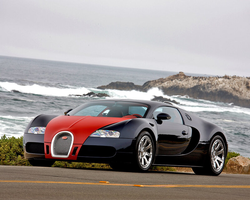 Bugatti Veyron by the ocean