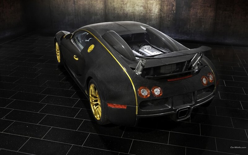 Bugatti Veyron carbon fiber