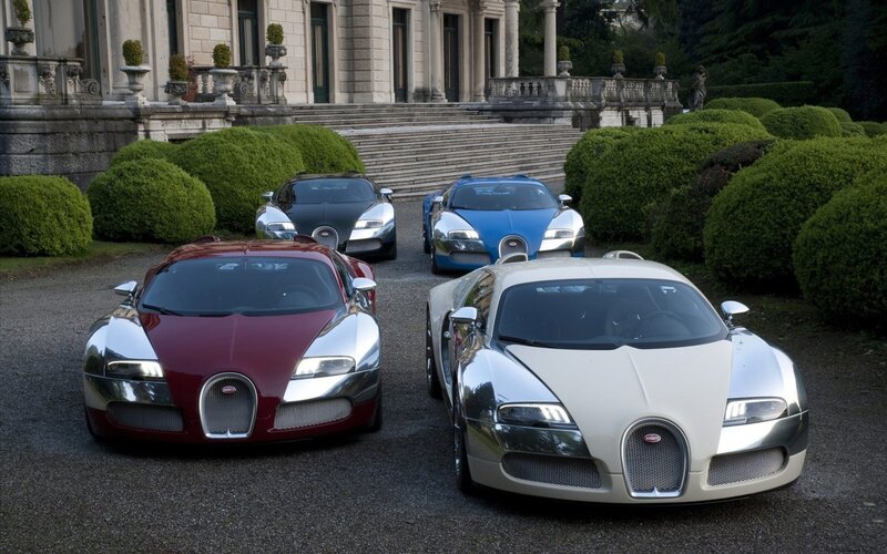 Bugatti Veyron Cars — Red, Dramatic