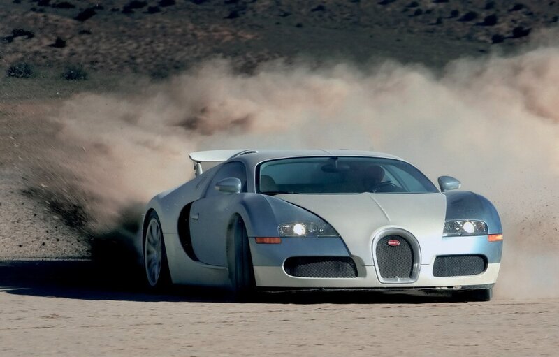 Bugatti Veyron drifting