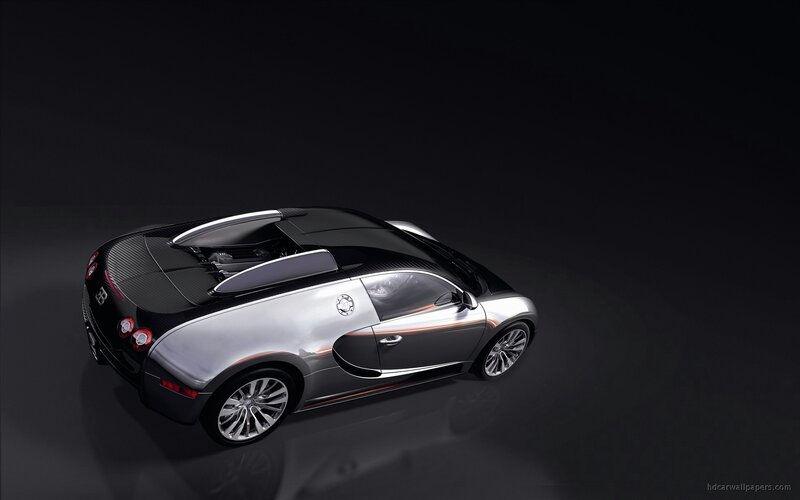 Bugatti Veyron from above
