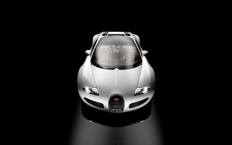 Bugatti Veyron from above
