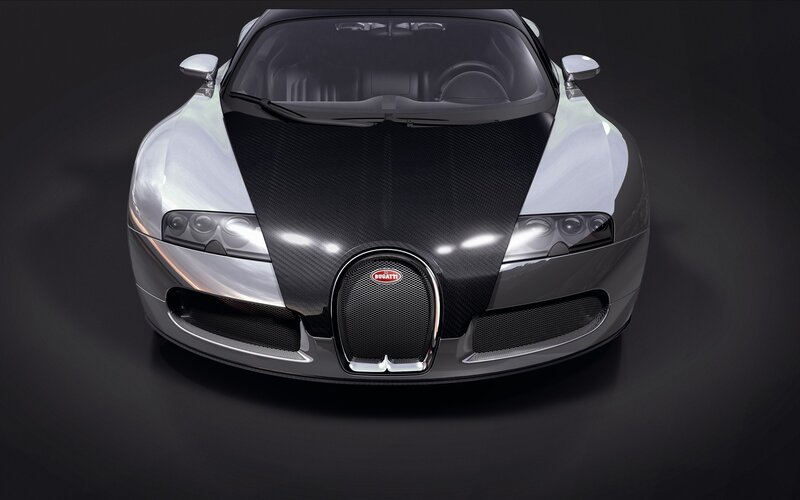 Bugatti Veyron front view