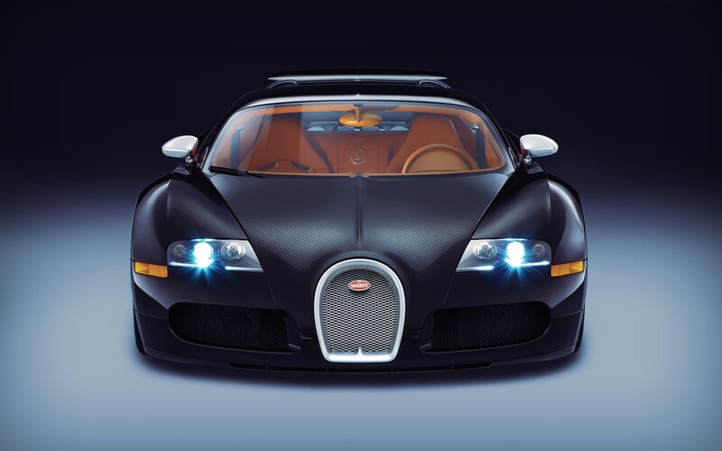 Bugatti Veyron front view