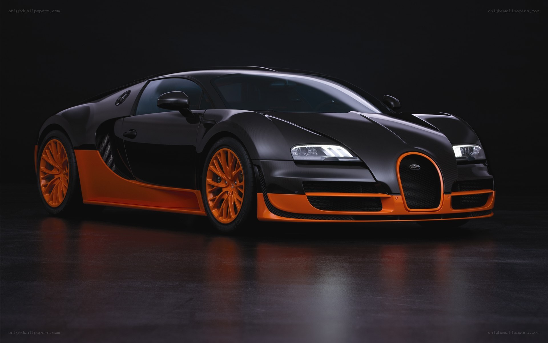 Bugatti Veyron in black and orange